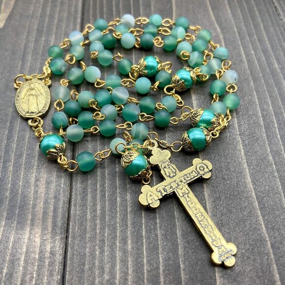 Catholic Rosary Necklace Matte Stone Beads Green Pearl Miraculous Medal Cross - Picture 7 of 8